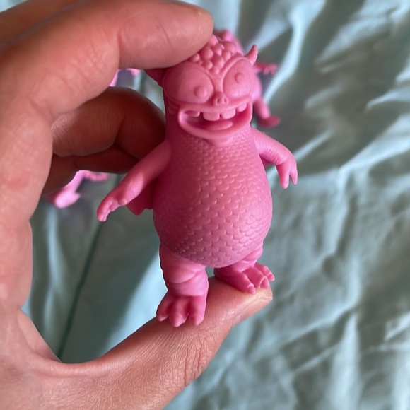 Jeff Lamm Mini PINK Greasebat Gummi Playset Figures - Picture 2 of 4